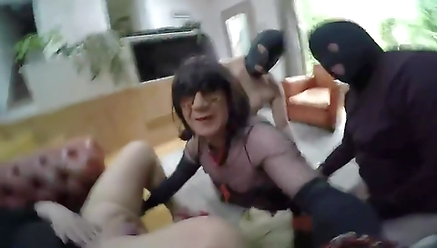 Mature girl with large ass and thick thighs is fucked