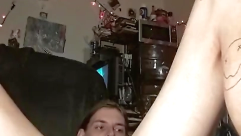 Busty amateur shemale with a sexy body wants to get cumshot