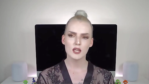 Blonde is getting her anus penetrated by a vibrator