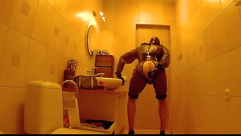 Latex anal masturbation and anal fuck with a dildo