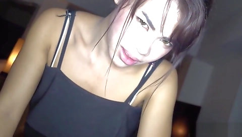 A ladyboy takes an amateur amateur massage in stockings