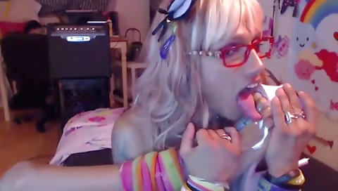 Big tits tattooed shemale masturbates with her pussy
