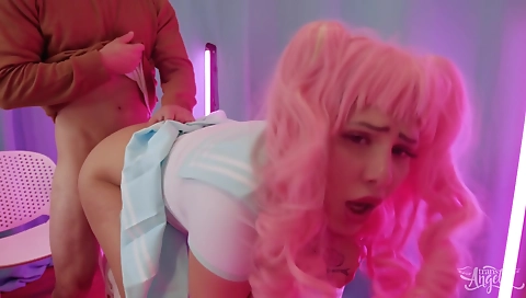 Shemale with a tattooed booty shows off her sexy ass