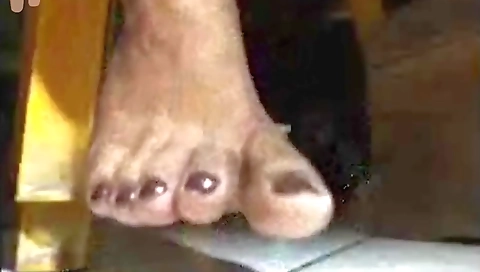 Asian slut wants to get her pussy wet and her feet wet