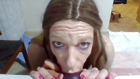 Solo shemale with a huge fat pussy dildo with a big booty