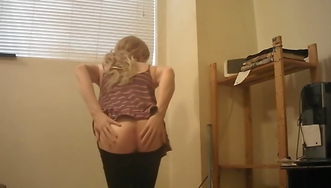 Sexy and passionate pov stripper with a sexy body in a hot vid